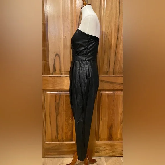 Rachel Roy Strapless Black Pleather Jumpsuit/ Pockets Draped/Boned Bodice EUC 6 - Picture 4 of 16